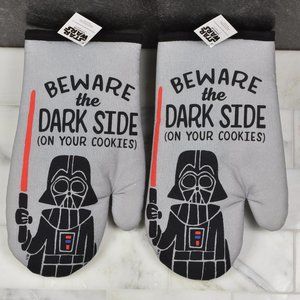 Star Wars Darth Vader Beware the Dark Side (On Your Cookies) Oven Mitts-Set of 2